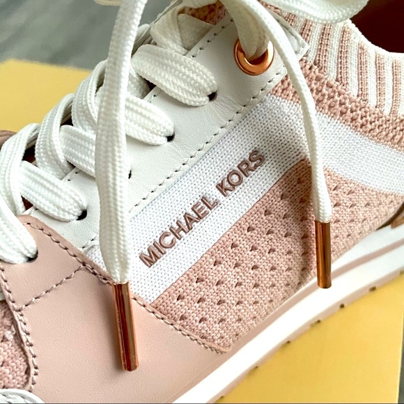 Michael Kors 🎾 Pink Rose Gold Lace Up Slip On Knit Sneakers - Picture 2 of 7